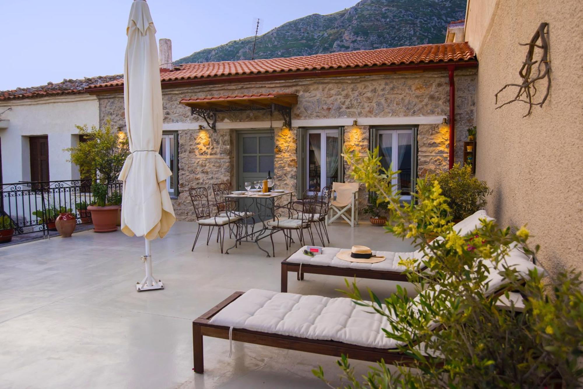 Guesthouse Simou With View 3 Bedrooms Αράχωβα Εξωτερικό φωτογραφία